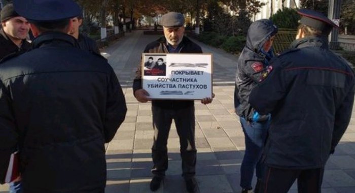 Муртазали Гасангусейнов прекратил пикеты после встречи с главой Следкома